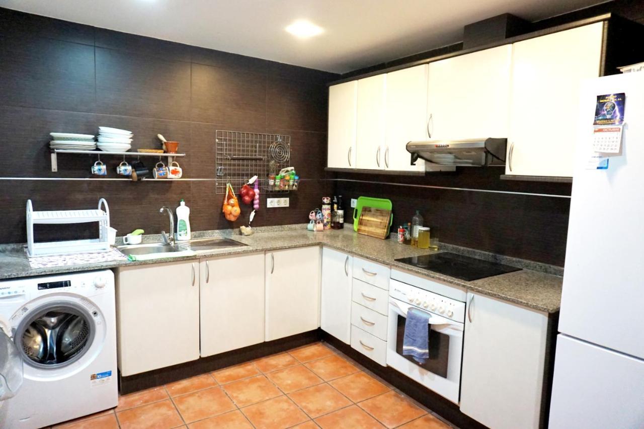 La Korolada Guesthouse อาลิกันเต ภายนอก รูปภาพ