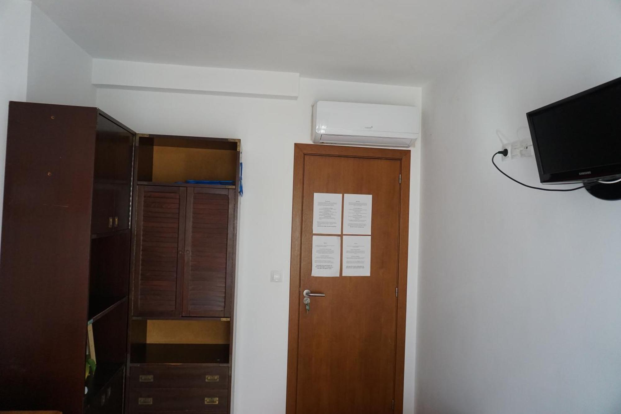 La Korolada Guesthouse อาลิกันเต ภายนอก รูปภาพ