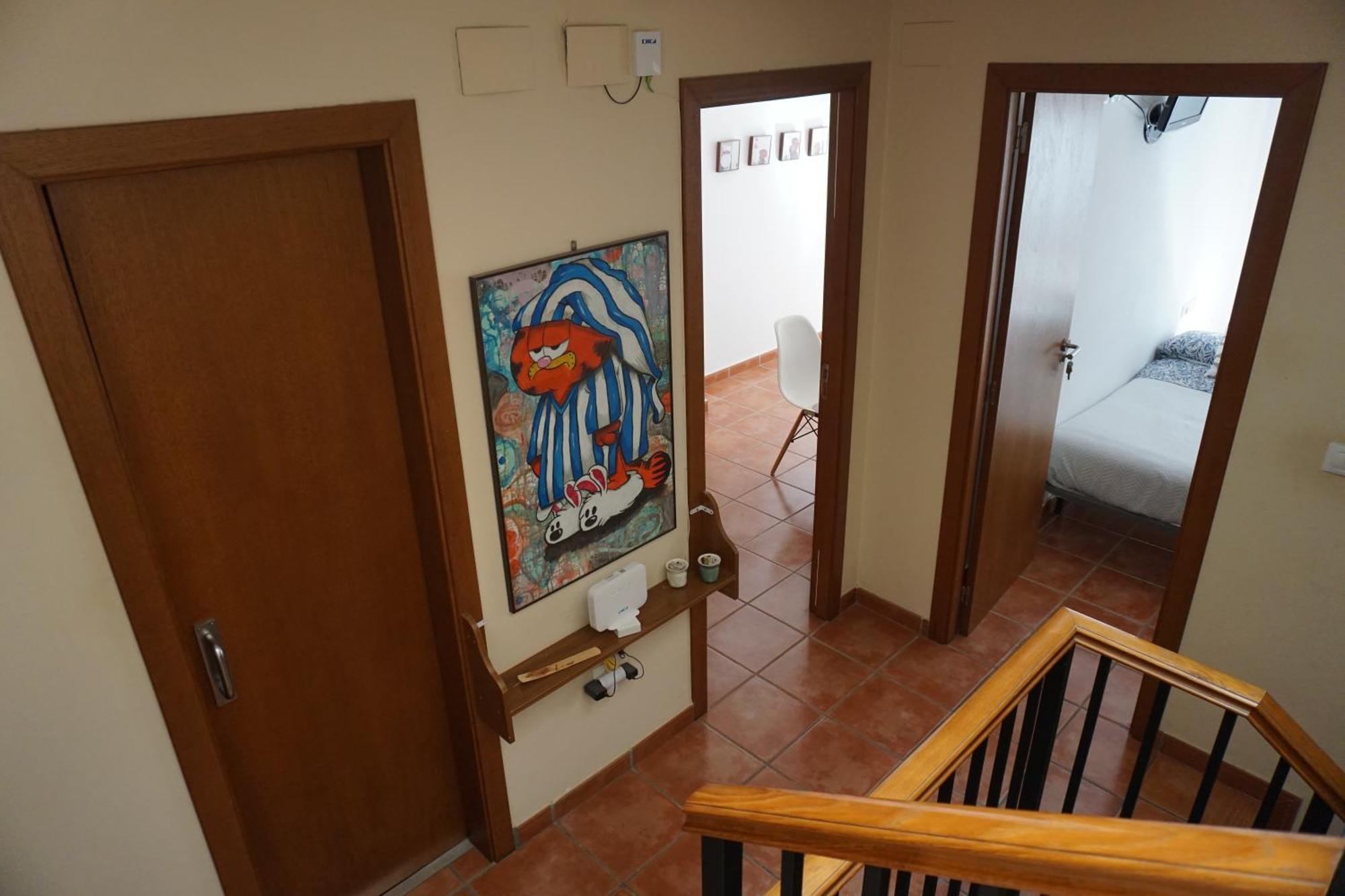 La Korolada Guesthouse อาลิกันเต ภายนอก รูปภาพ