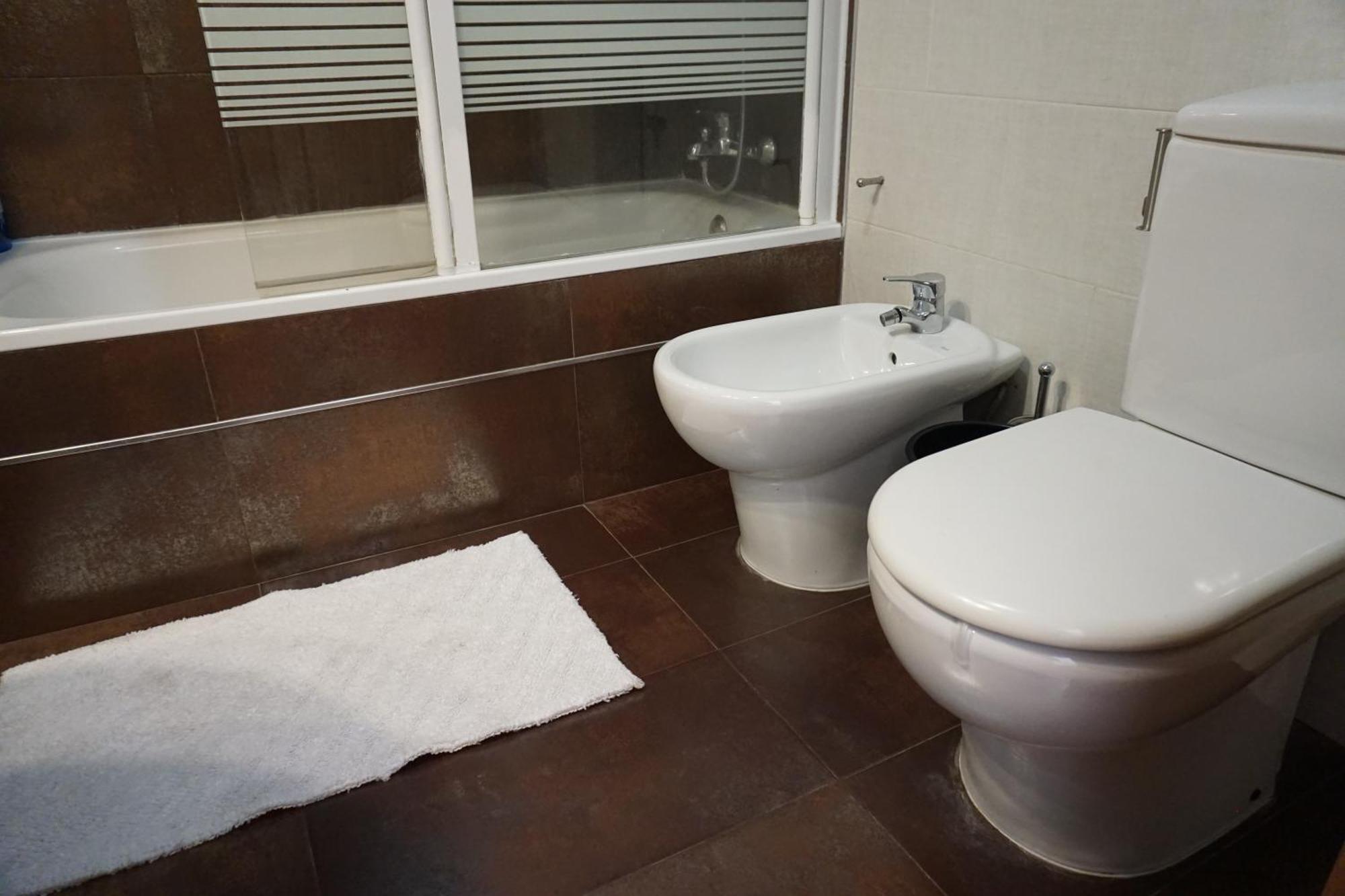 La Korolada Guesthouse อาลิกันเต ภายนอก รูปภาพ